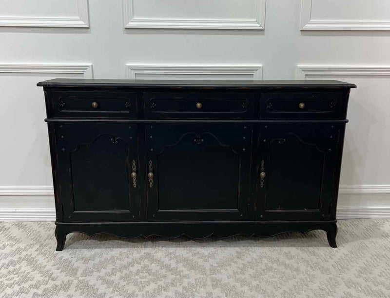 Buffets & Sideboards