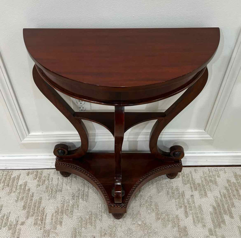 Table, Accent
