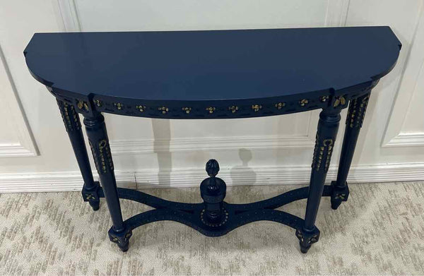 Table, Accent