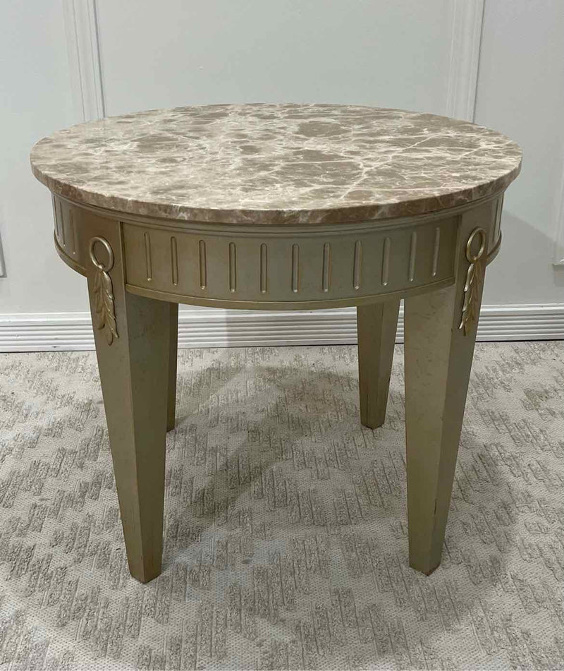 Table, Accent