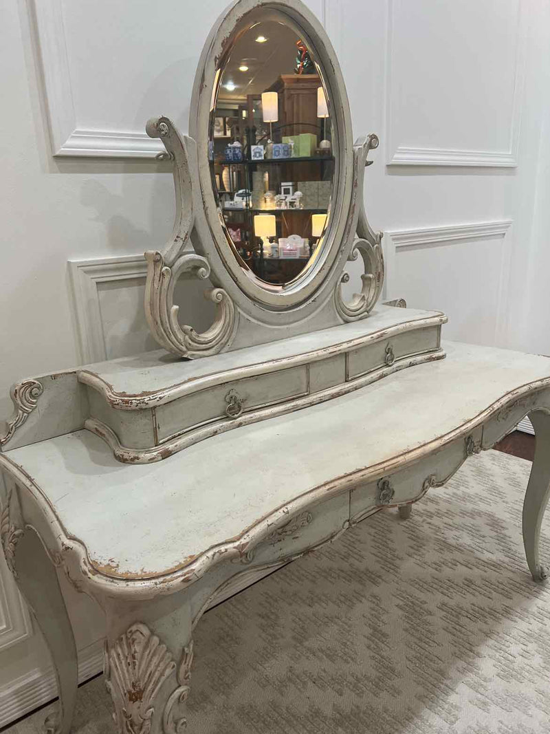 Vanity tables