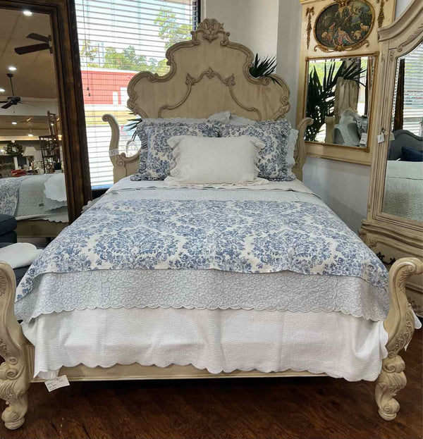Beds & Headboards
