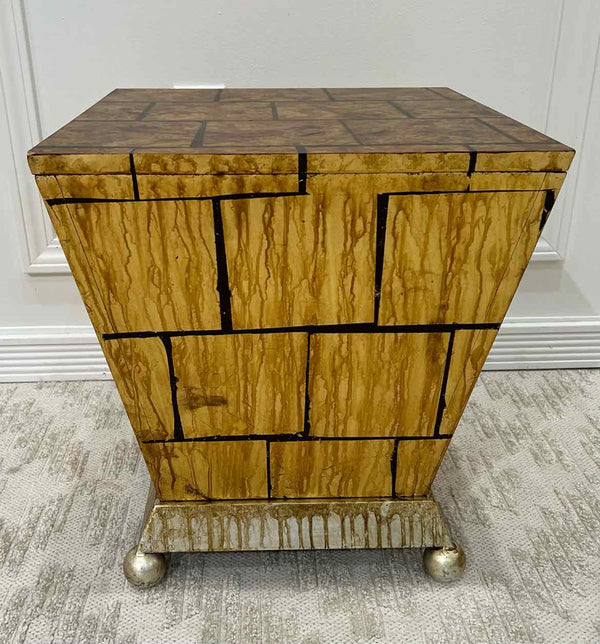 Table, Accent