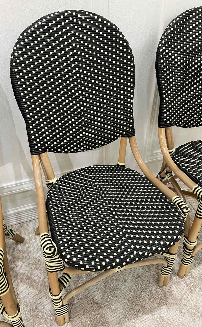 Chairs (Set)