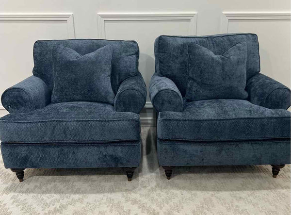 Best Chairs (Pair) Living Room