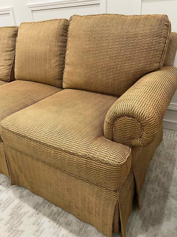 Sofas, Sectionals & Love Seats