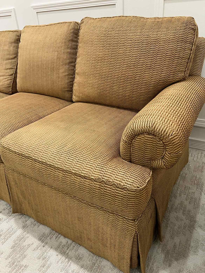 Sofas, Sectionals & Love Seats