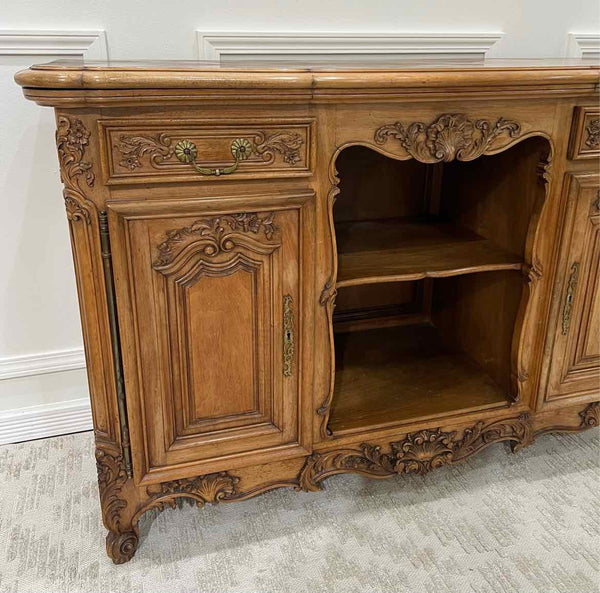Buffets & Sideboards