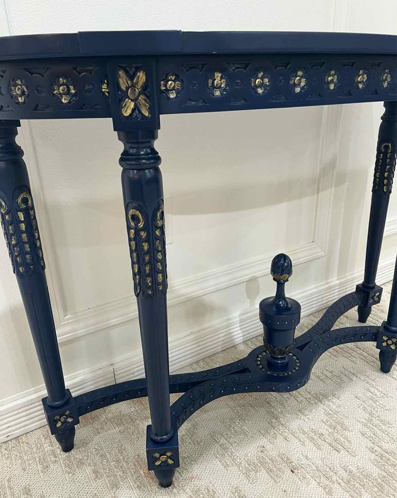 Table, Accent
