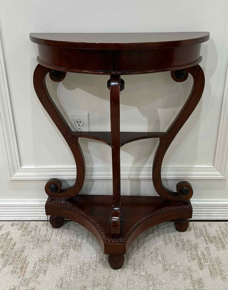 Table, Accent