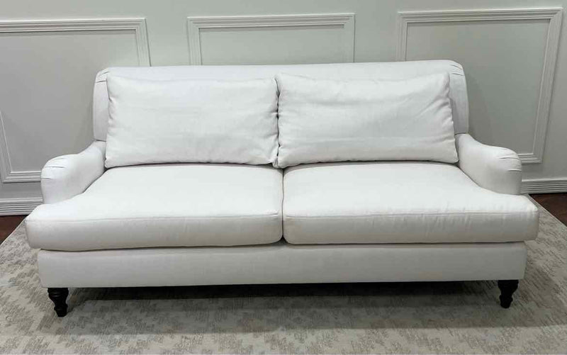 Sofas, Sectionals & Love Seats