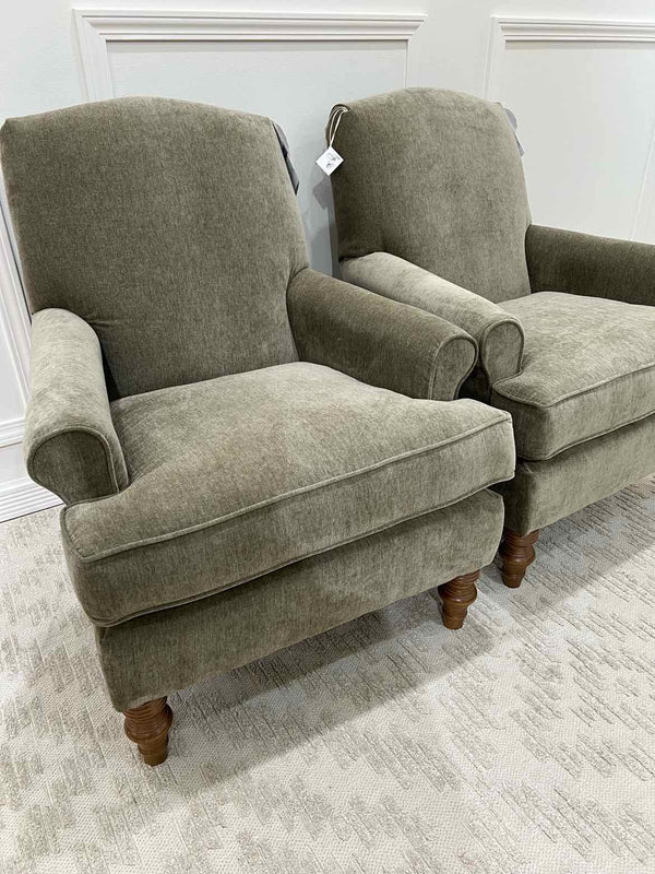 Best Chairs (Pair) Living Room
